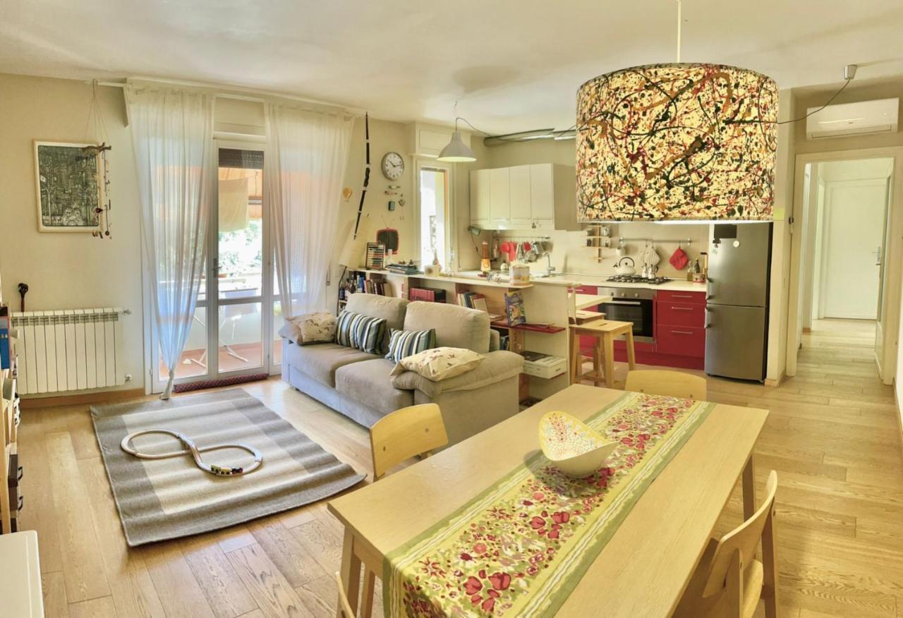 A Casa Di Rocco With Air Condition, Wifi And Private Parking Lucca Bagian luar foto
