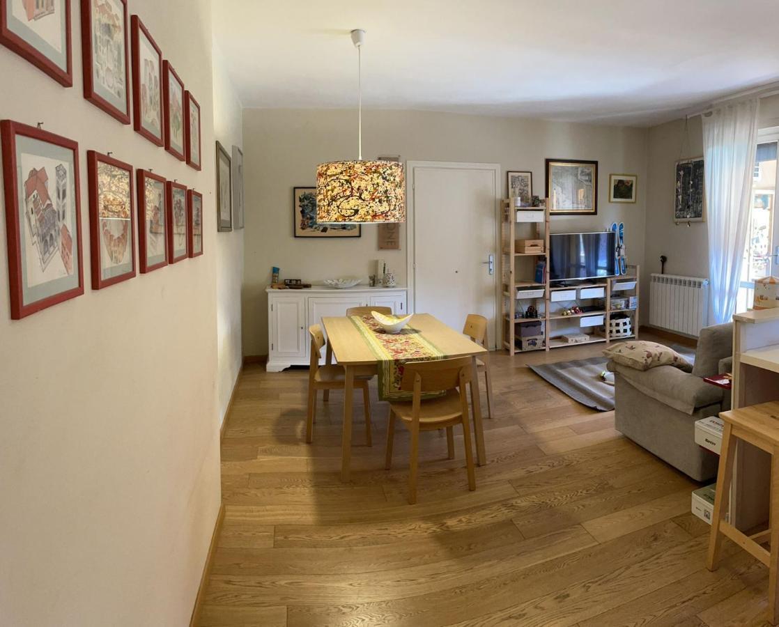 A Casa Di Rocco With Air Condition, Wifi And Private Parking Lucca Bagian luar foto